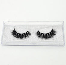 Load image into Gallery viewer, Hand Made Crisscross False Eyelashes